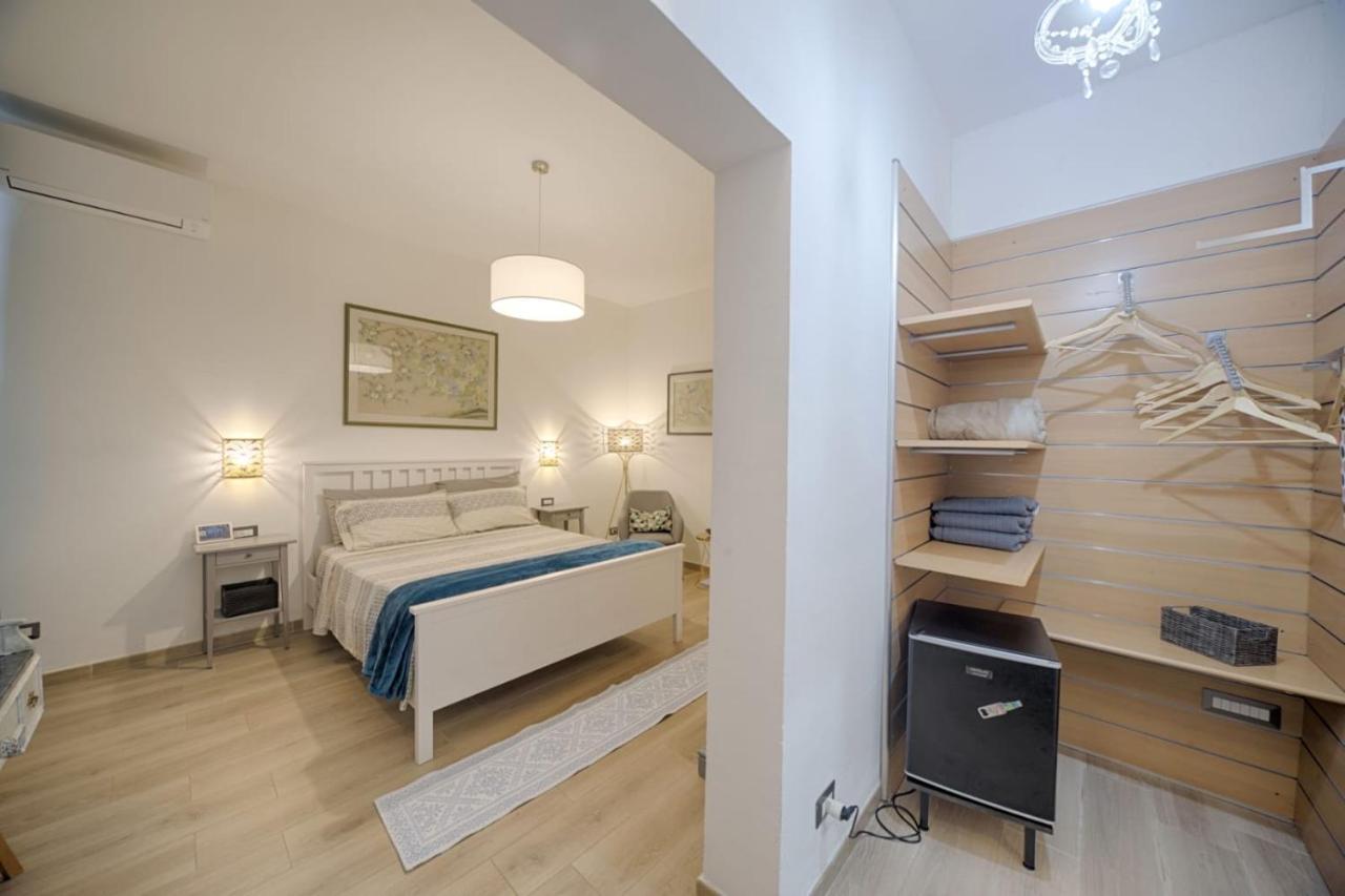 Cozy Guest House Downtown ออลเบีย ภายนอก รูปภาพ