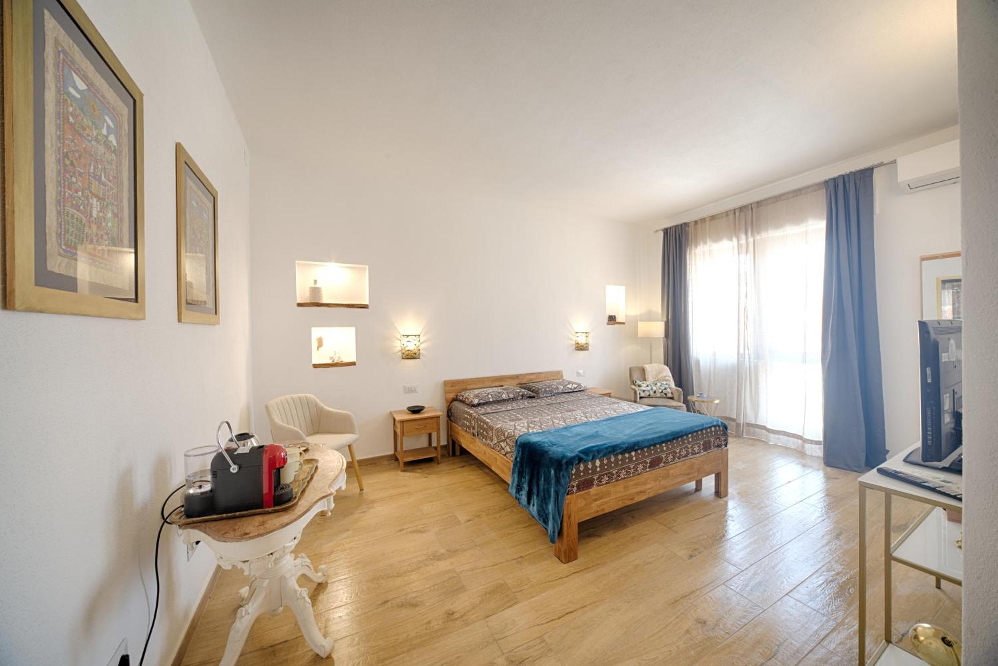 Cozy Guest House Downtown ออลเบีย ภายนอก รูปภาพ