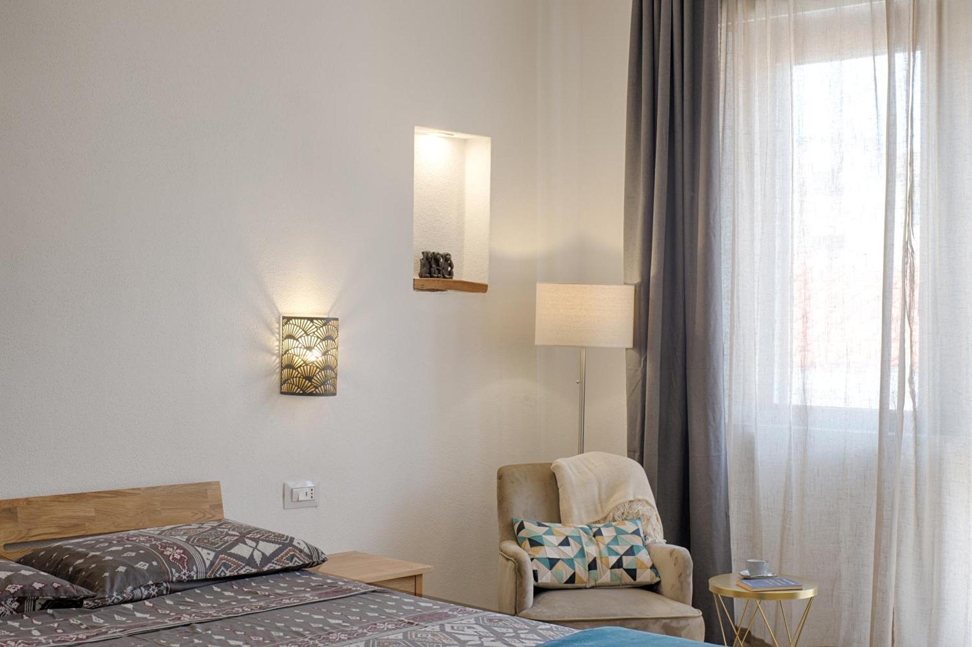 Cozy Guest House Downtown ออลเบีย ภายนอก รูปภาพ